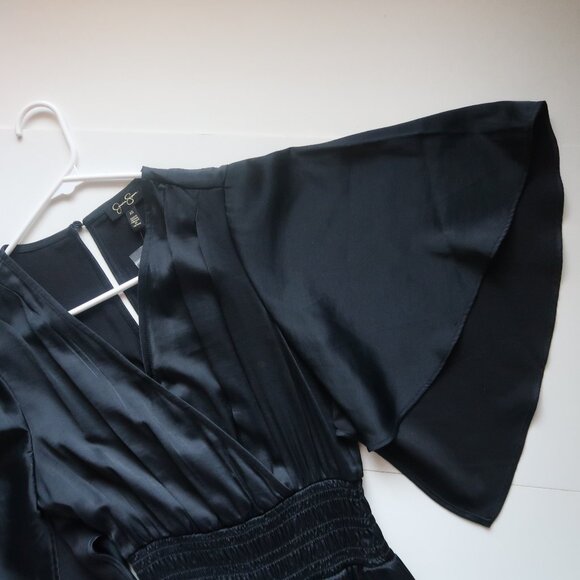 Jessica Simpson Black Satin Flutter Sleeve Jumpsuit Smocked Waist Wide Leg XS - Picture 5 of 11